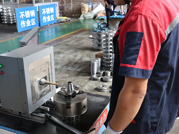 Common mistakes during flange installation process